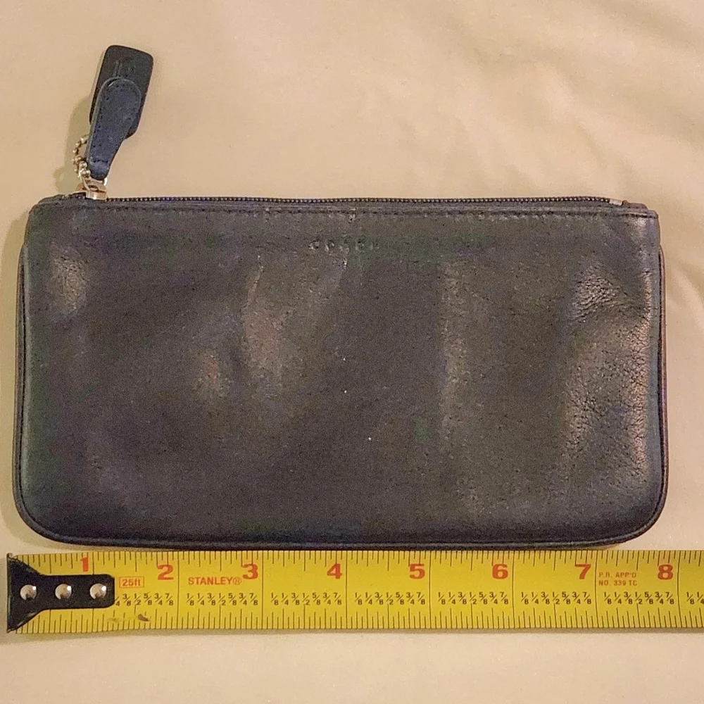 Coach Skinny Case‎ Vintage Black